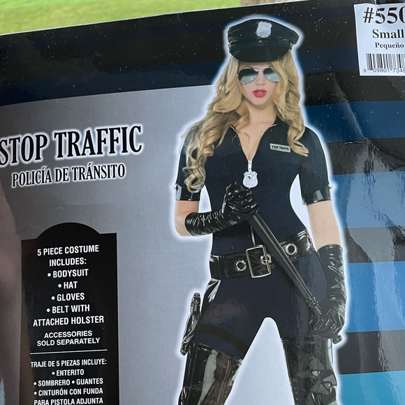 Women’s police Officer Costume / Stop Traffic Costume - Picture 3 of 3